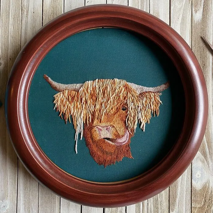 I Spent Hundreds Of Hours Embroidering Realistic Animals With Elements Of Bling (14 New Pics)