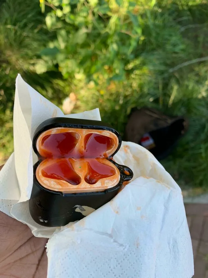 Bottle Of Sweet & Sour Sauce Exploded In My Bag