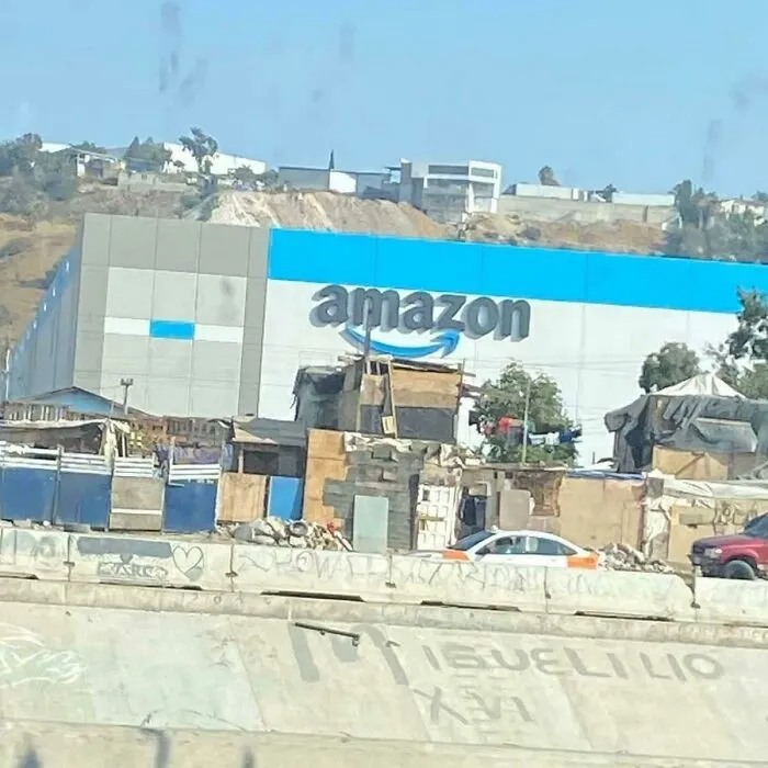 El nuevo centro logístico de Amazon en Tijuana, México