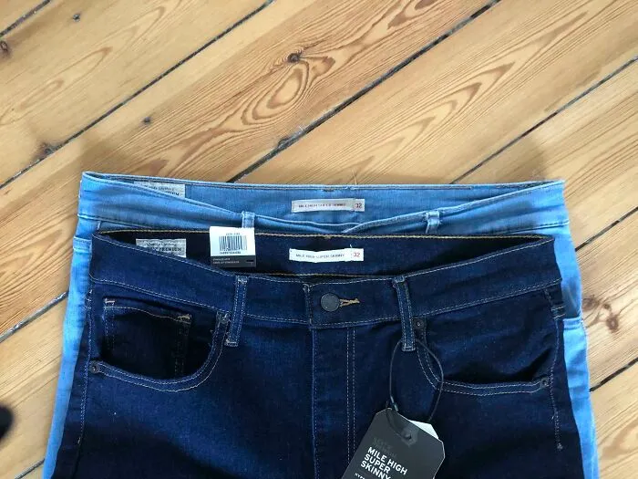 Women’s Clothing Sizes Are Nonsense. Both Size 32