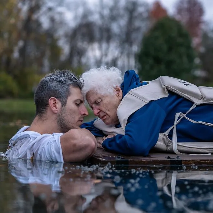 Esta abuela de 95 años y su nieto muestran con sus hilarantes disfraces que no existe un límite de edad para divertirse (22 fotos nuevas)