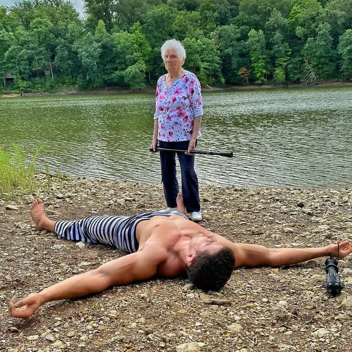 95-Year-Old Grandma And Her Grandson Prove Fun Doesn't Have An Age Limit With Hilarious Costumes (22 New Pics)