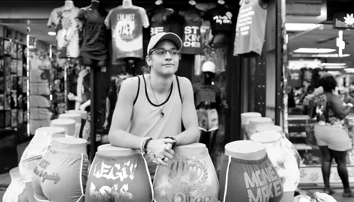 While I Was On My Honeymoon, I Captured The Darker Side Of The Glamorous Las Vegas (23 Pics)