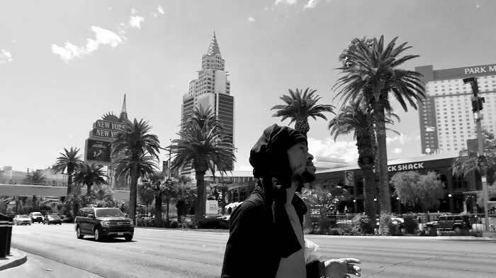 While I Was On My Honeymoon, I Captured The Darker Side Of The Glamorous Las Vegas (23 Pics)