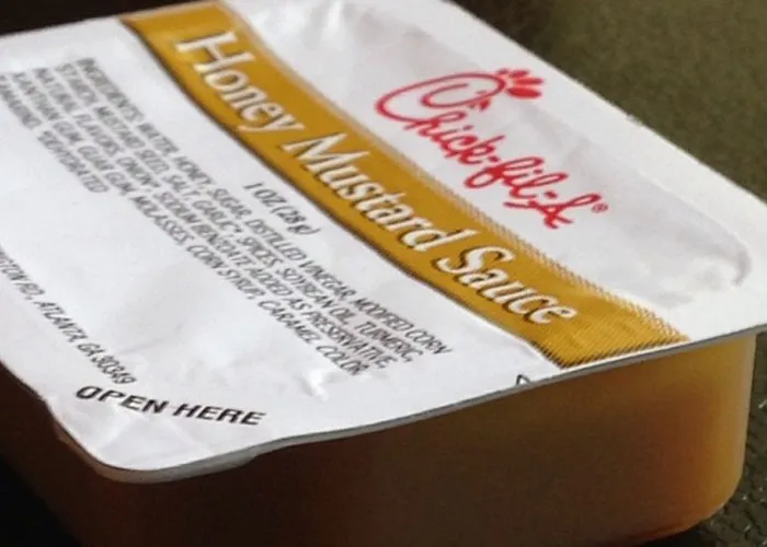 29 Of The Weirdest And Wildest Things Seen By Food Delivery Drivers On The Job