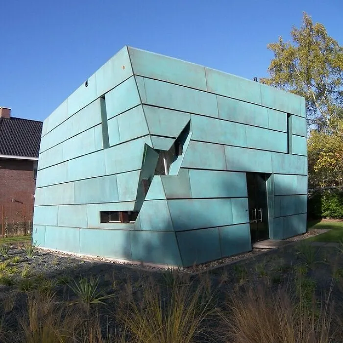 The Architect Dropped A Cube Of Green Soap And Suddenly He Had A Vision