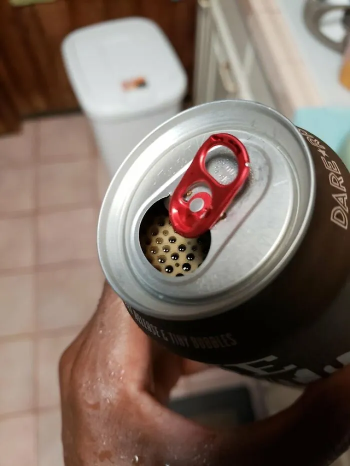 Ayer abrí una cerveza y encontré las burbujas bien alineadas