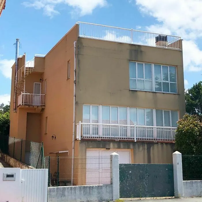 I Dont Know What They Were Going For But They Coulda Atleast Have Installed Some Gutters
