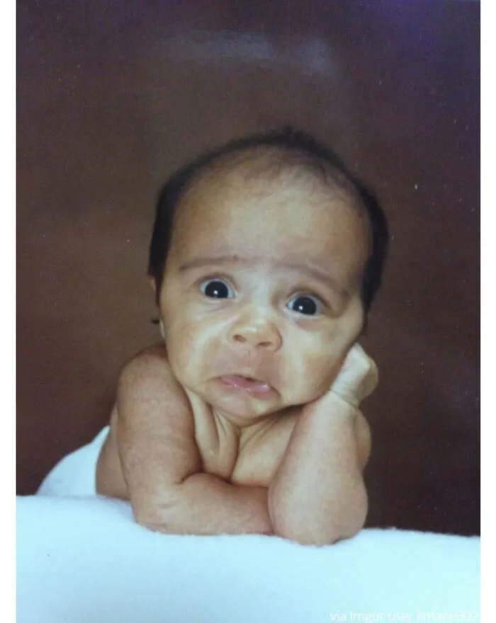 Mi mamá me envió una de mis fotos de bebé
