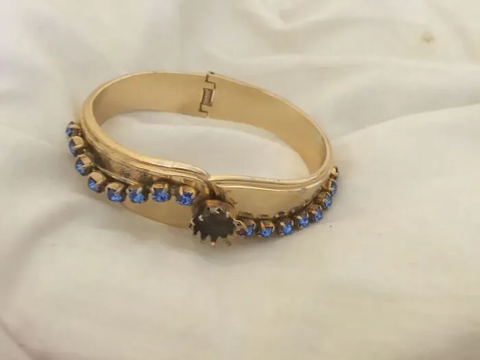 This Is My Bracelet I Got From My Great-Grandma. The Gem From The Middle Fell Out