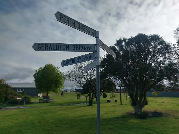 A Long Drive, Distance Sign In Australia