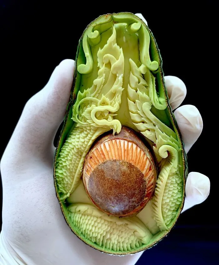 This Artist Created 22 Carving Arts From Avocados