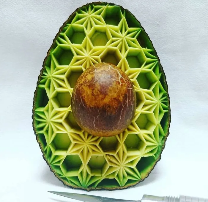 This Artist Created 22 Carving Arts From Avocados