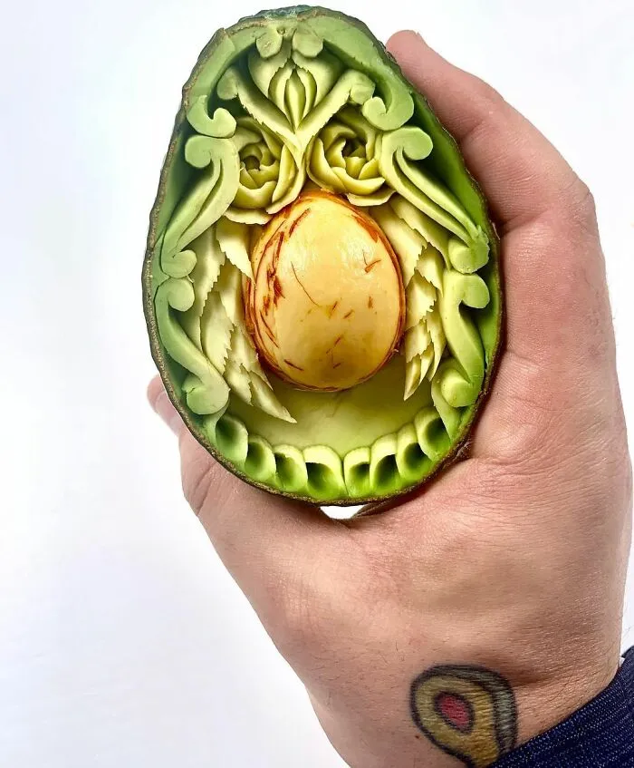 This Artist Created 22 Carving Arts From Avocados