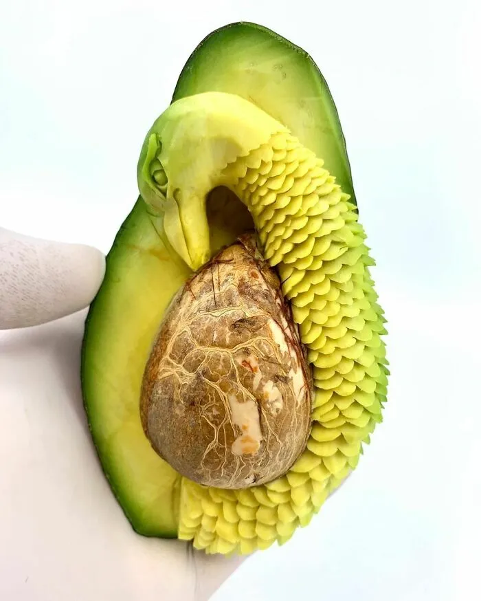 This Artist Created 22 Carving Arts From Avocados