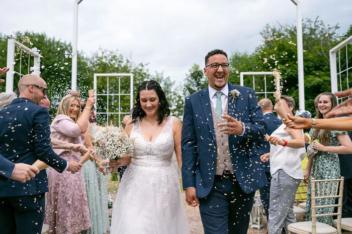 Cheshire Wedding: Alcumlow Wedding Barn