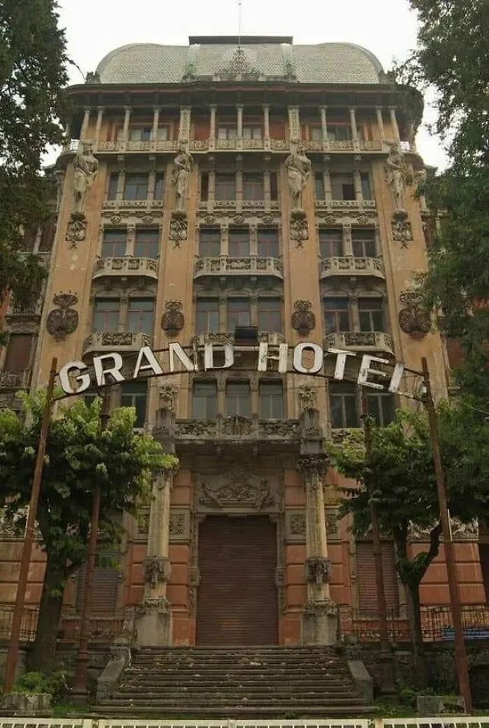 Hotel abandonado en el norte de Italia (San Pellegrino)