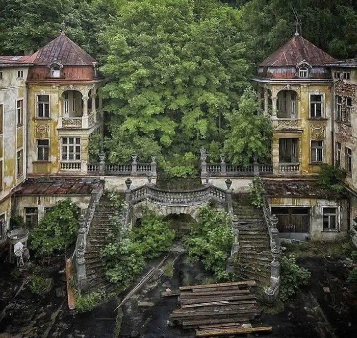 Ciudad balneario abandonada en la República Checa