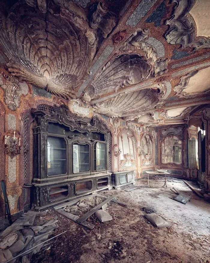 Villa abandonada en Italia