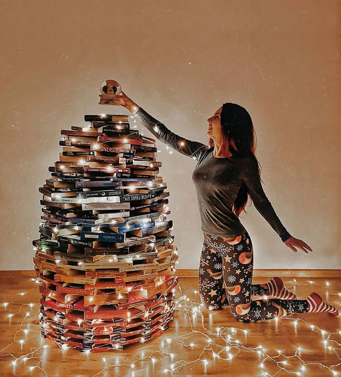 Bibliophile And Photographer Combines Two Hobbies In 30 Impressive Installations