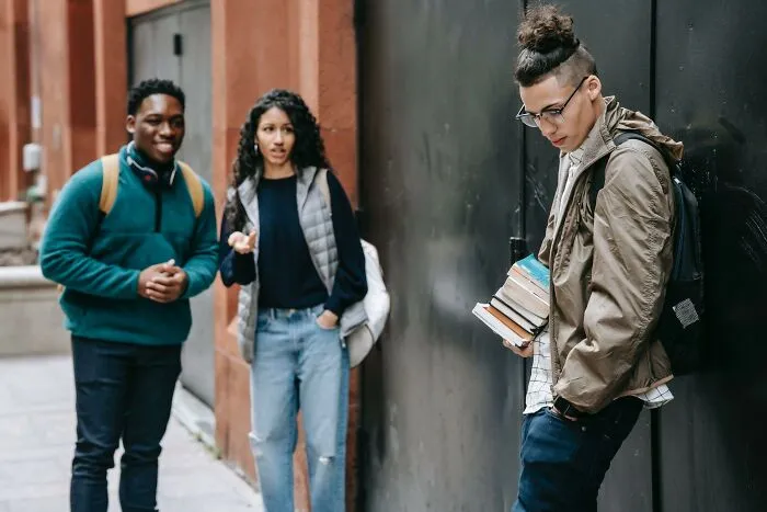 30 Cosas que no son socialmente aceptables, sin razón alguna