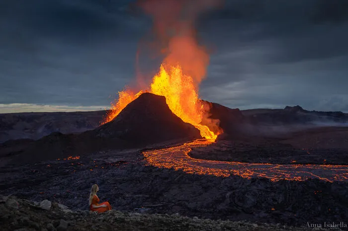 This Photographer Took 10 Mesmerizing Self-Portraits In Front Of The Erupting Fagradalsfjall Volcano