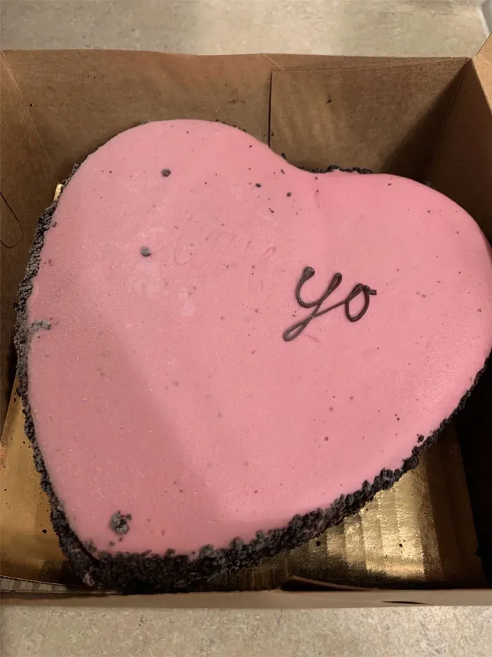 The Ice Cream Cake I Ordered For Valentine’s Day Said “I Love You” But Some Of The Letters Fell Off During Transit