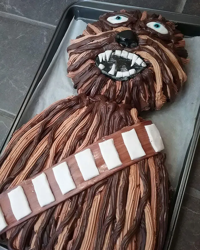 Me recuerda a aquella vez que intenté hacer a mi Larry una tarta de Chewbacca