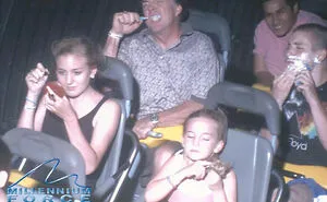 "Go To A Theme Park, They Said. It'll Be Fun, They Said" - 50 Of The Funniest Rollercoaster Photos (New Pics)
