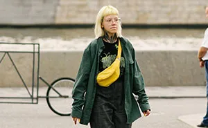 Russian Photographer Captures The Urban Street Style Of Moscow City (30 Pics)