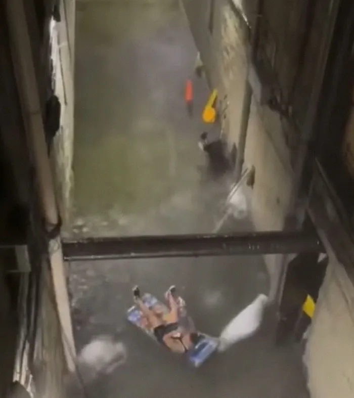 30 Photos From The Apocalyptic Flooding That Hit New York City