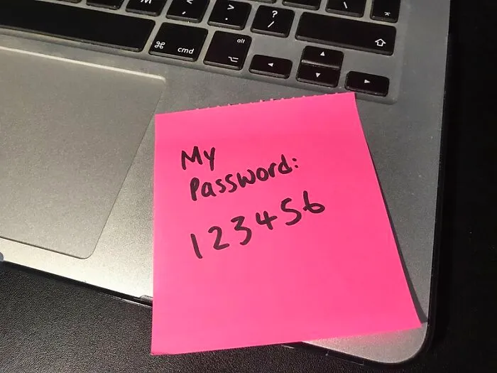 30 Times When IT Workers Couldn’t Resist Face-Palming At The Requests They Got, As Shared In This Online Group