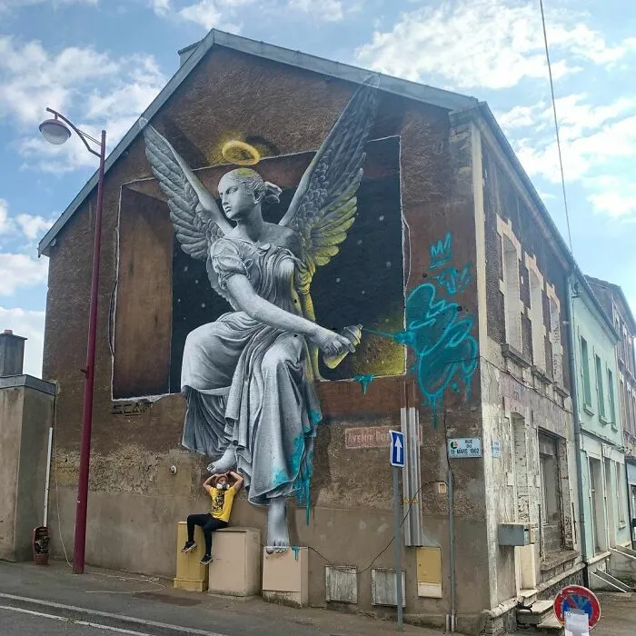 French Street Artist Paints 3D Creature Graffiti And It’s Not For The Faint Of Heart (30 New Pics)