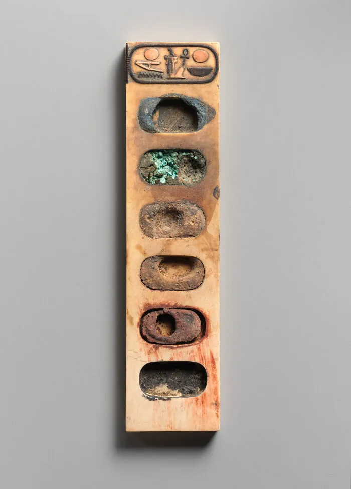 50 Very Old Human Creations That Still Surprise Us Today, As Shared In This Online Group