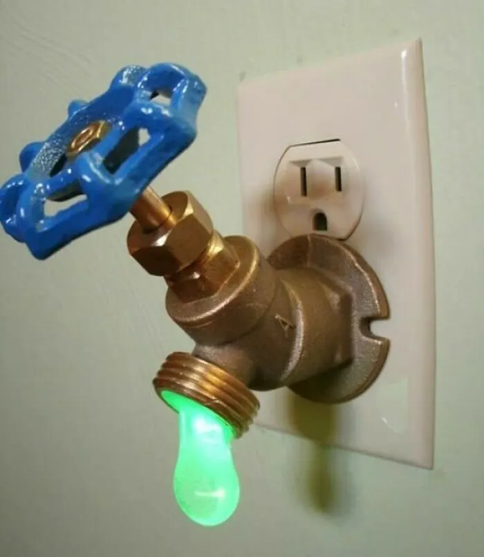 Radioactive Drop Nightlight