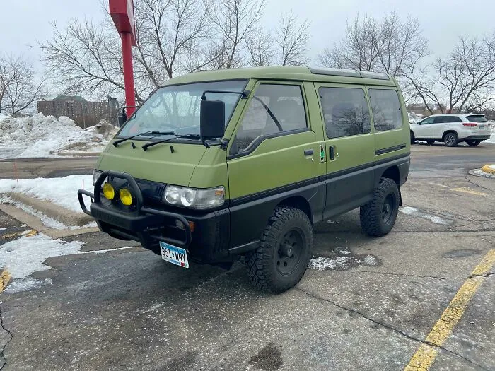 Mitsubishi Wagon