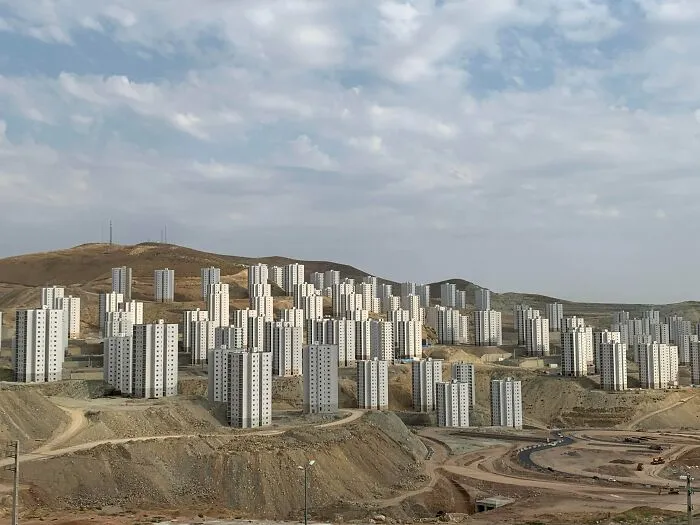 Proyecto inmobiliario fallido en las afueras de Teherán