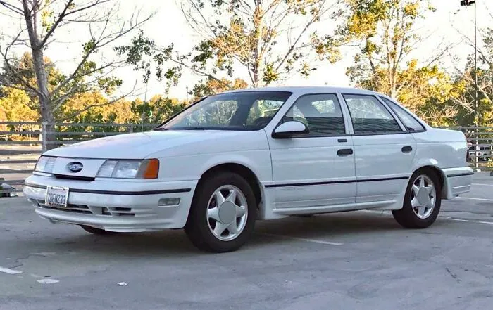 Ford Taurus 