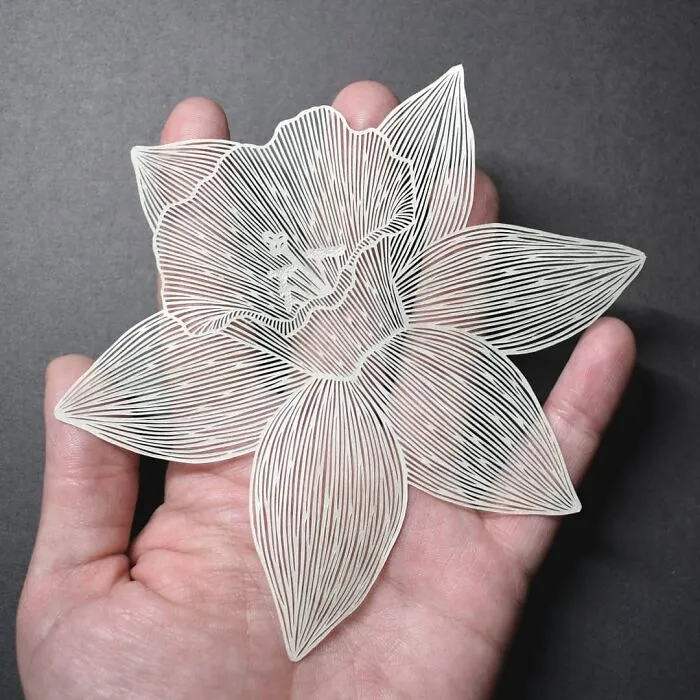 I Create Detailed And Delicate Flower Art, Which Can Take Up To 40 Hours To Complete (27 Pics)