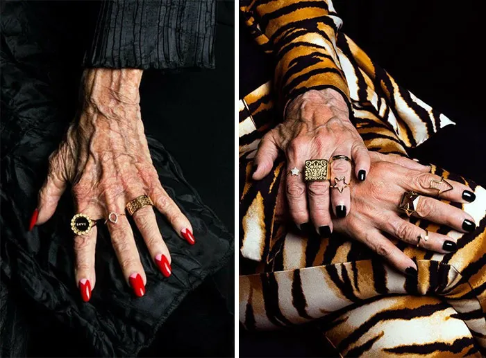 Manos reales sin Photoshop. Joyería de mujer mayor
