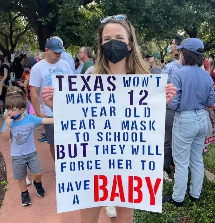 45 Of The Best Pro-Choice Posters In Response To Texas' Abortion Law