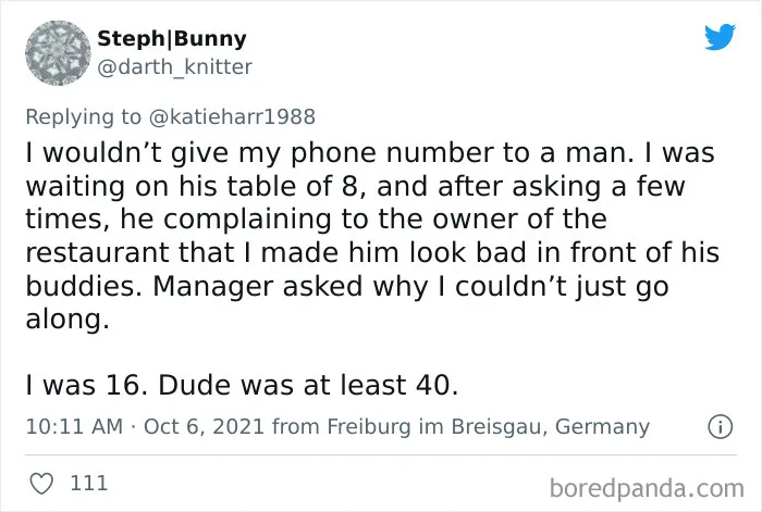 People Are Sharing How They Got In Trouble At Work For The Weirdest Things (30 Tweets)