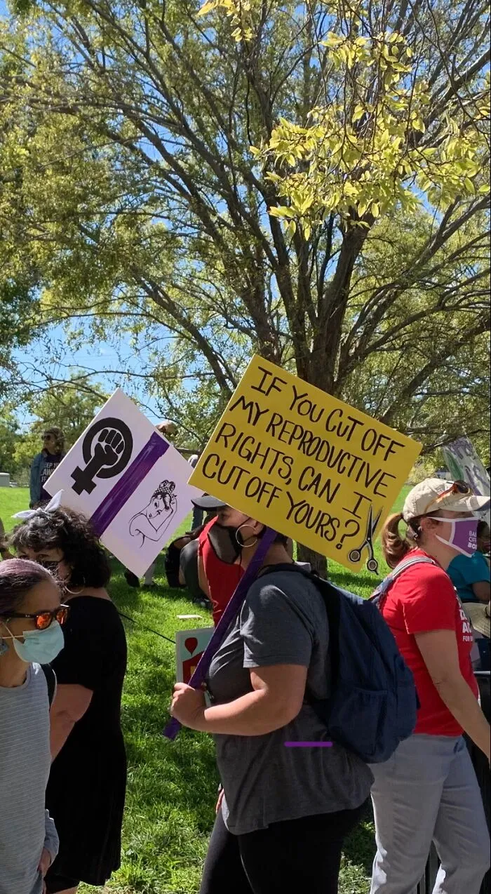 45 Of The Best Pro-Choice Posters In Response To Texas' Abortion Law