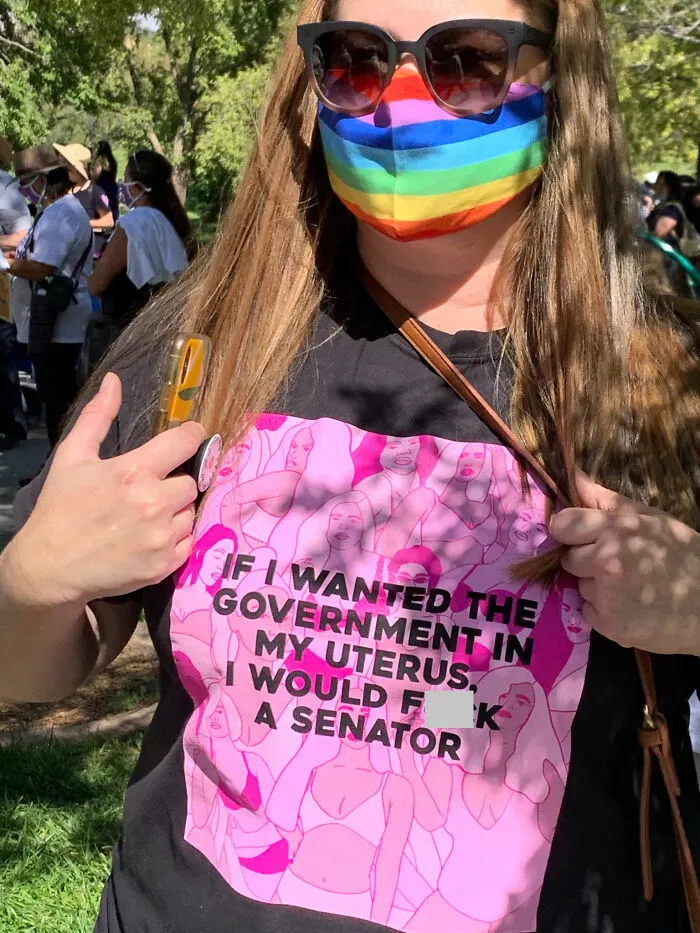 45 Of The Best Pro-Choice Posters In Response To Texas' Abortion Law