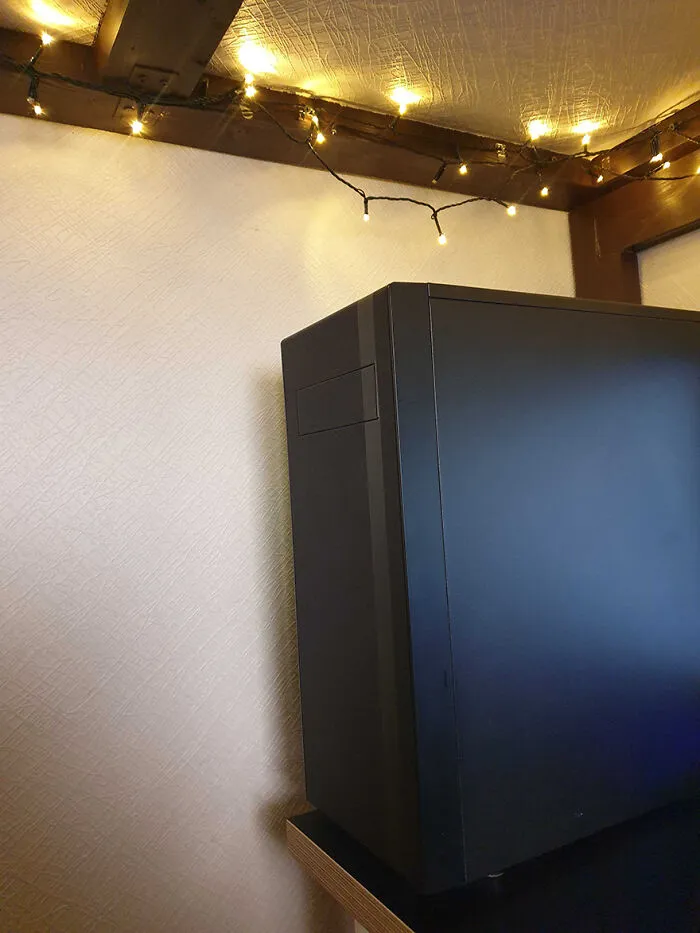 Just My PC And A Wall