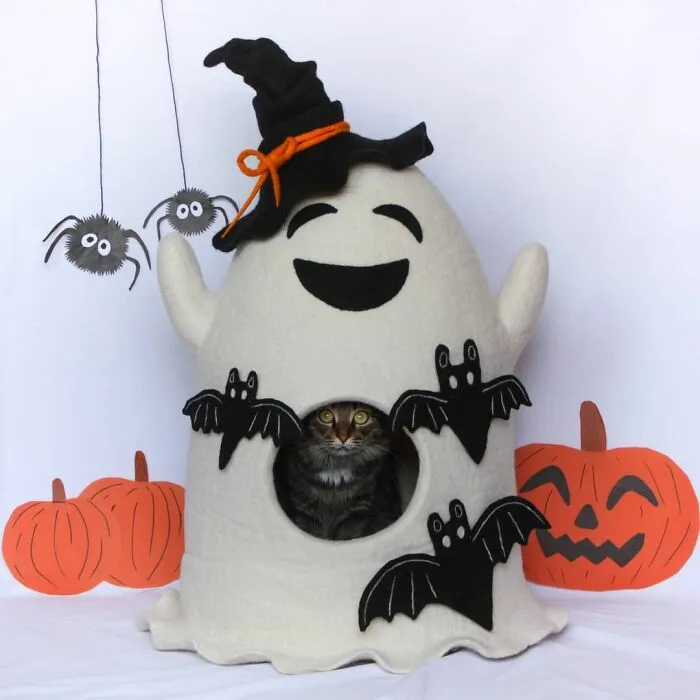 Funny Ghost Bed