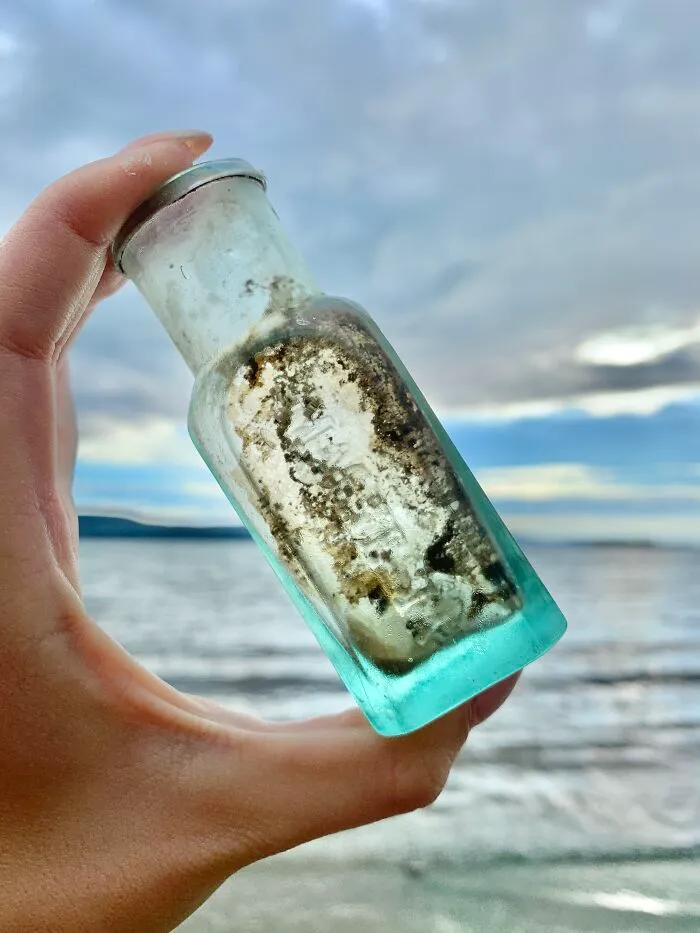 Magnesia Bottle