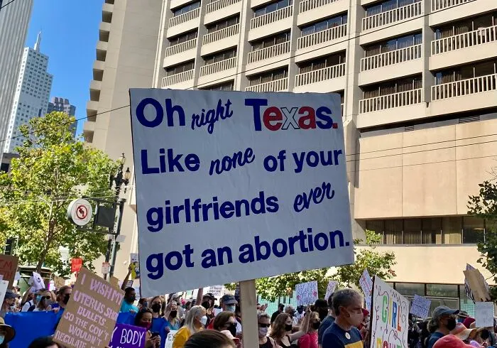 45 Of The Best Pro-Choice Posters In Response To Texas' Abortion Law