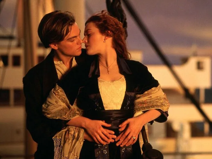 30 TV And Movie Couples With The Best Chemistry, As Pointed Out By Folks In This Online Group