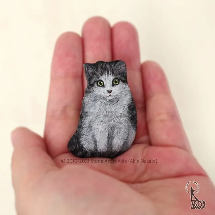 Japanese Artist Turns Blunt Stones Into Adorable Animals (70 New Pics)